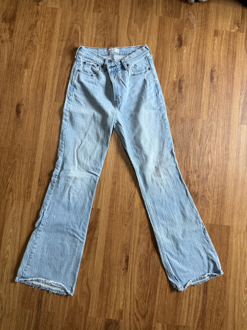 Abercrombie & Fitch Light Wash Slim-Straight Jeans